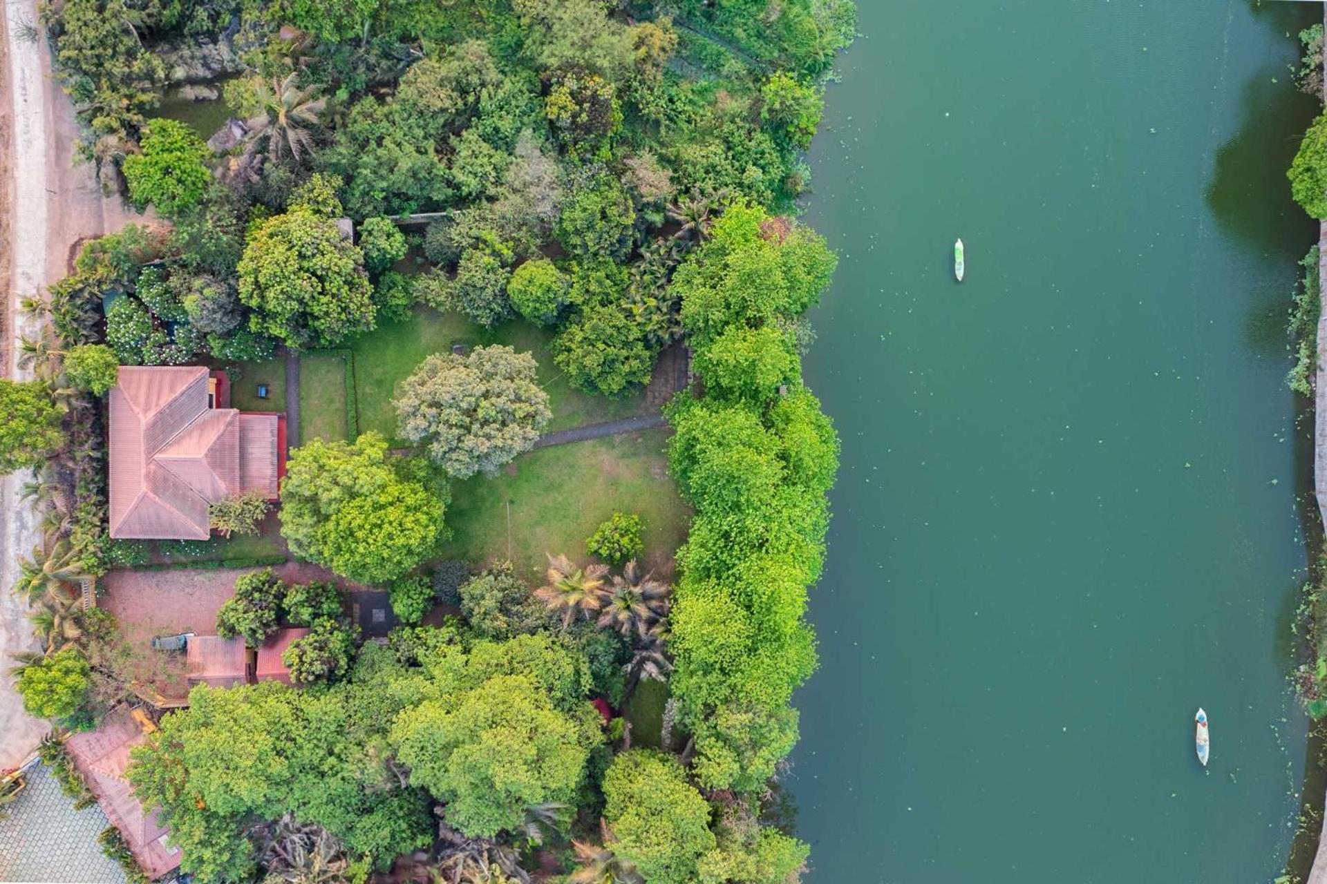 Vintage Estate - Lakeside Allure With Vintage Decor,A Plunge Pool & A Lawn Featuring A Charming Gazebo Karjat Εξωτερικό φωτογραφία