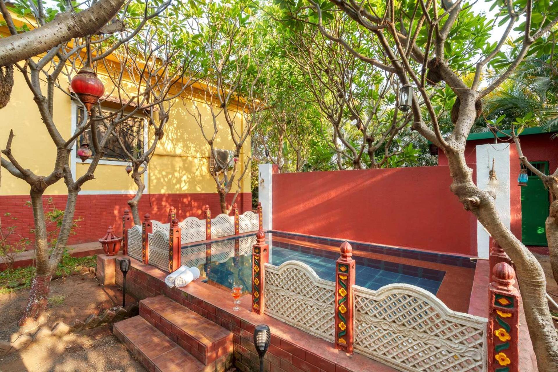 Vintage Estate - Lakeside Allure With Vintage Decor,A Plunge Pool & A Lawn Featuring A Charming Gazebo Karjat Εξωτερικό φωτογραφία
